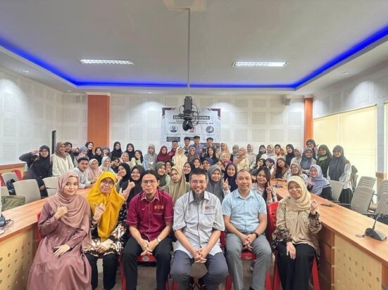 Students and staffs of FMIPA after the Public Sharing Session by UTM delegates